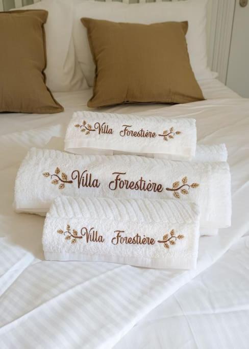 Villa Forestiere Studio Le Chene Quincy-Voisins Eksteriør billede